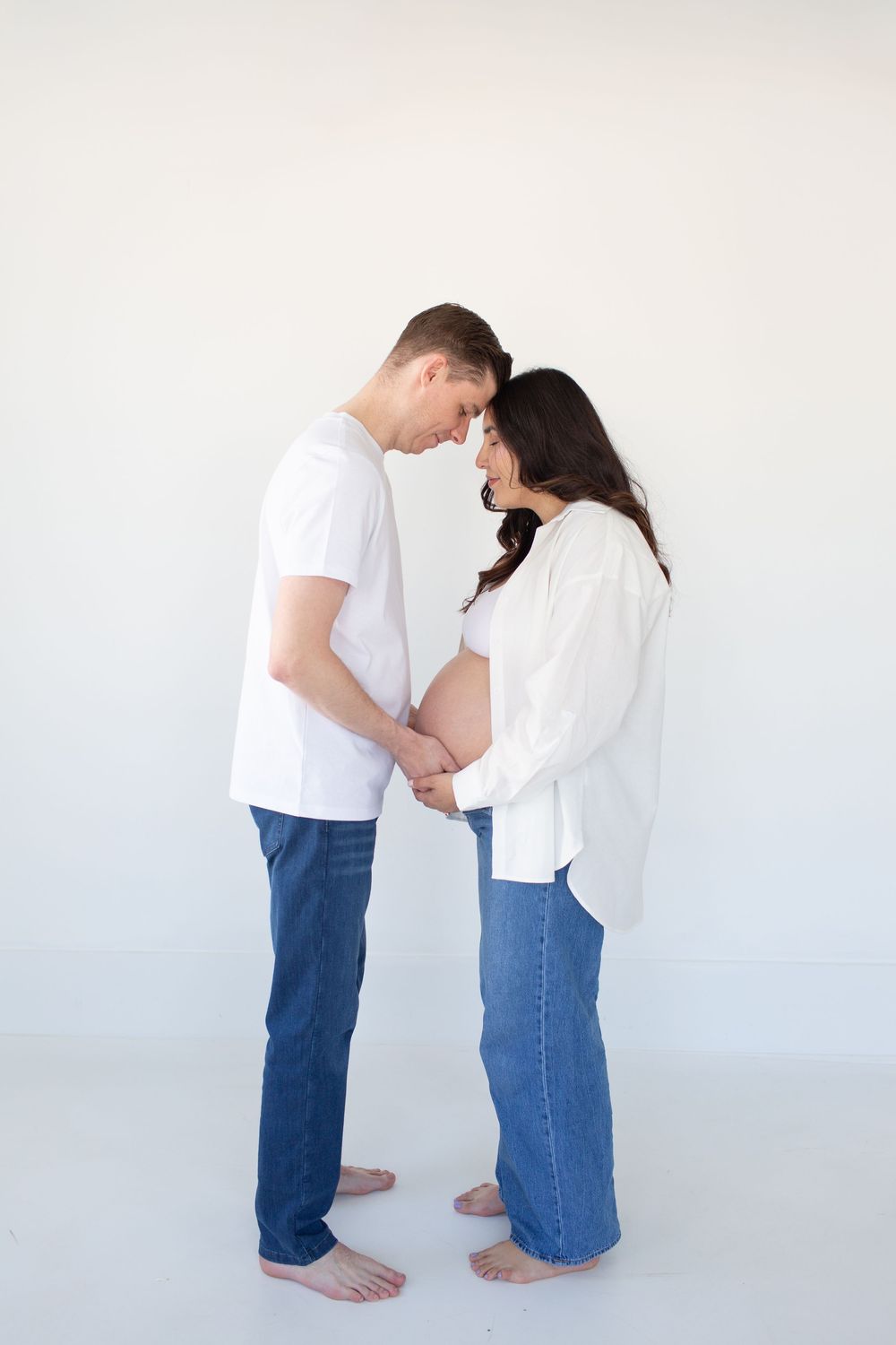 Charleston maternity photographer Charleston newborn photographer