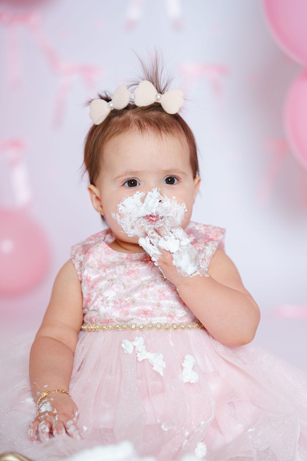 1 year baby milestone photoshoot in New Jersey celebrating first birthday