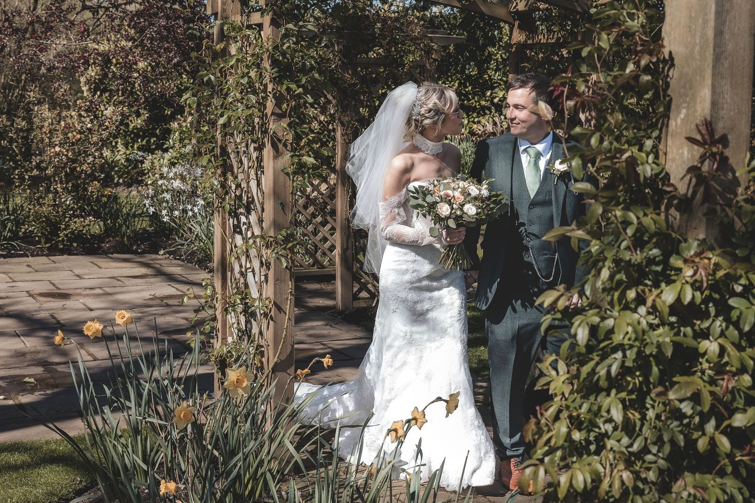 Natural, Relaxed open space for couples to enjoy their wedding day.