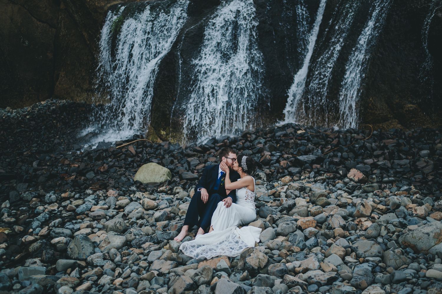 wedding couple in forest vancouver island