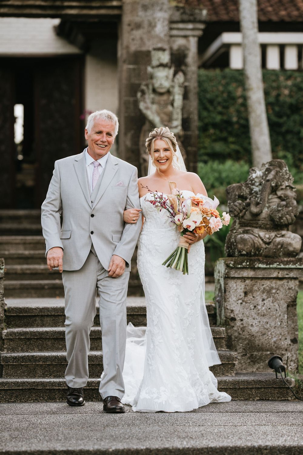 Luxury wedding photography at Tanah Gajah Ubud