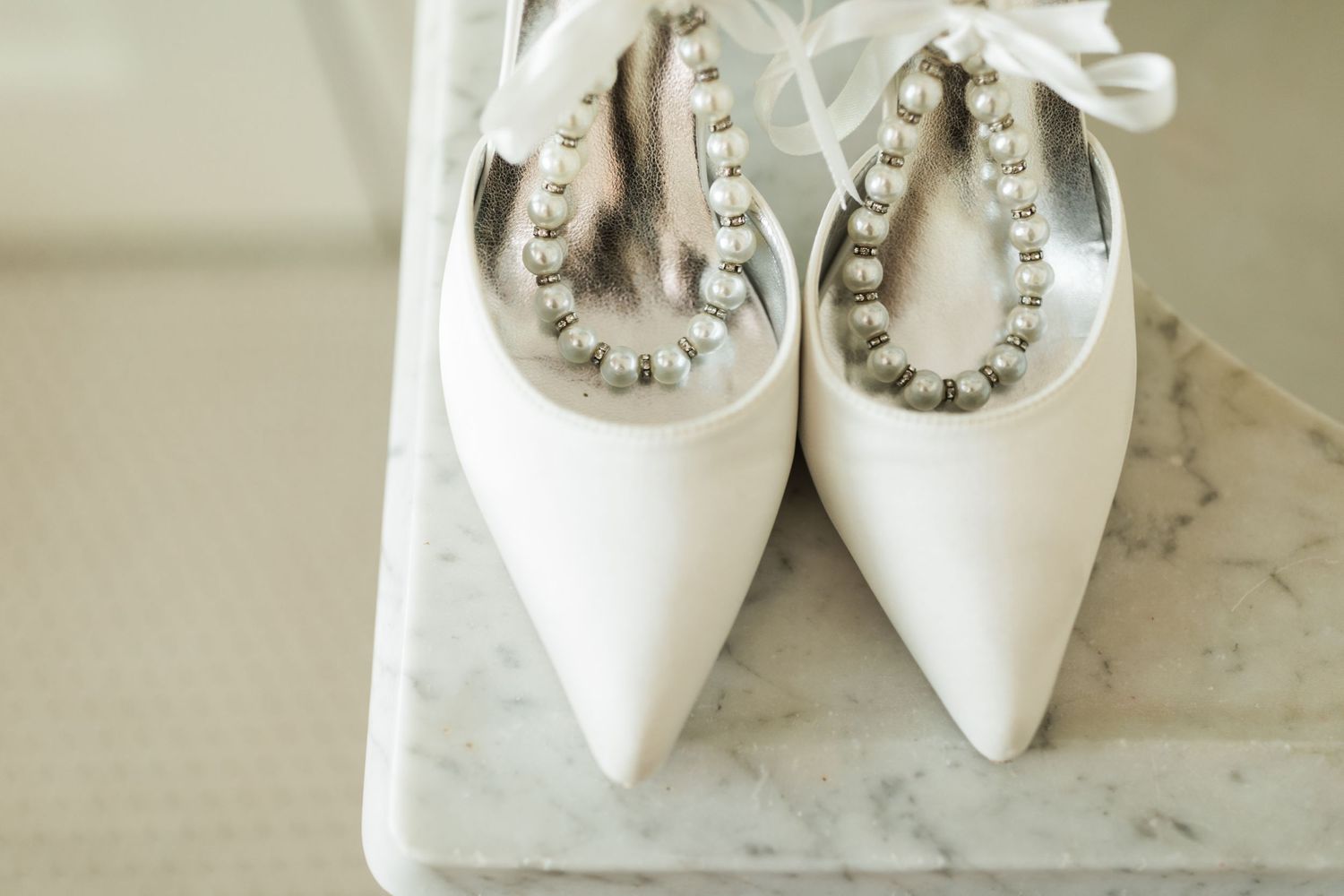 Rosemont Manor | Berryville, Virginia Wedding | Carly Arnwine Photography | Forcier Films | Flowers Unlimited | Celebrations Catering