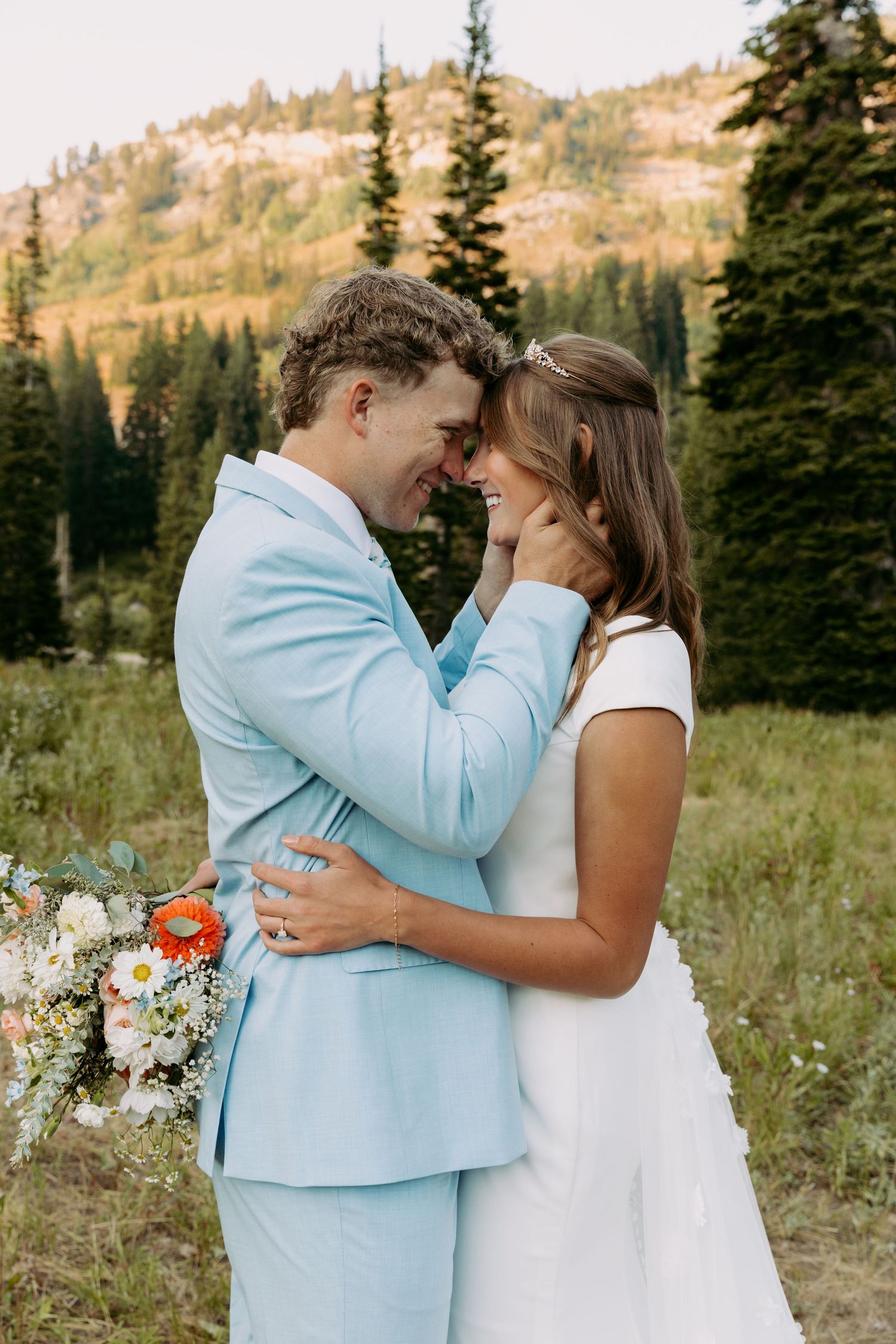 Mountain bridal photos in Salt Lake City.