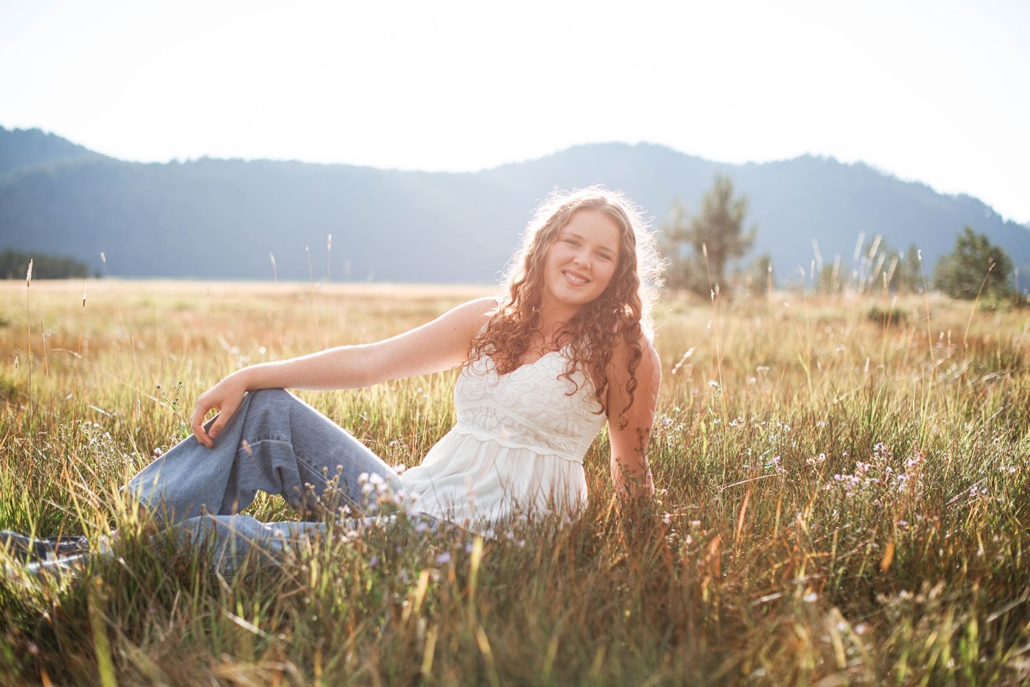 Senior Picture Photographer, Bend Oregon, Central Oregon, Cascade Lakes, Devils Lakes, Sparks Lake. Pacific Northwest. Redmond Oregon.