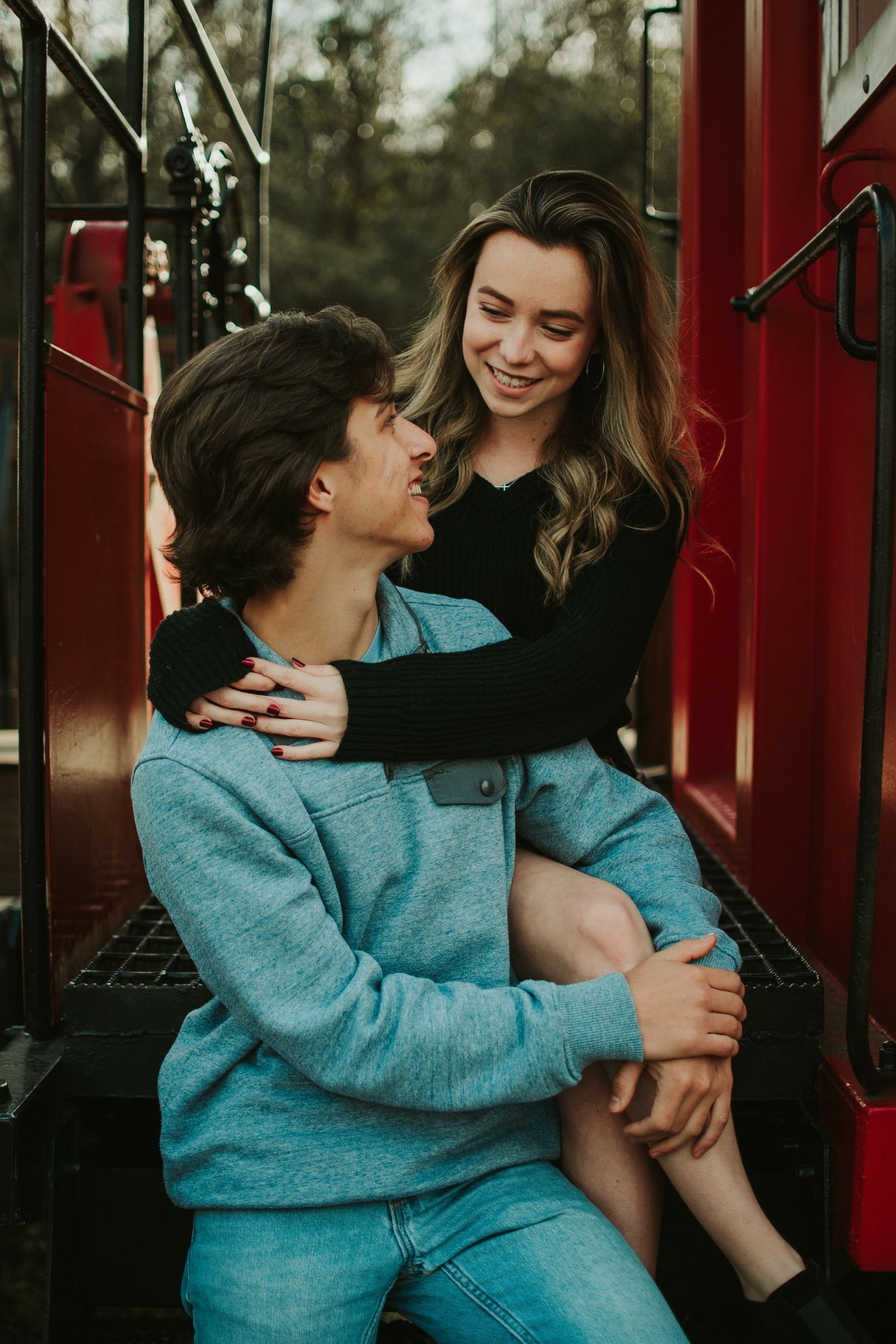 elopement portrait session 2025, couple elopement session 2025, couple portrait photography Helena Alabama.