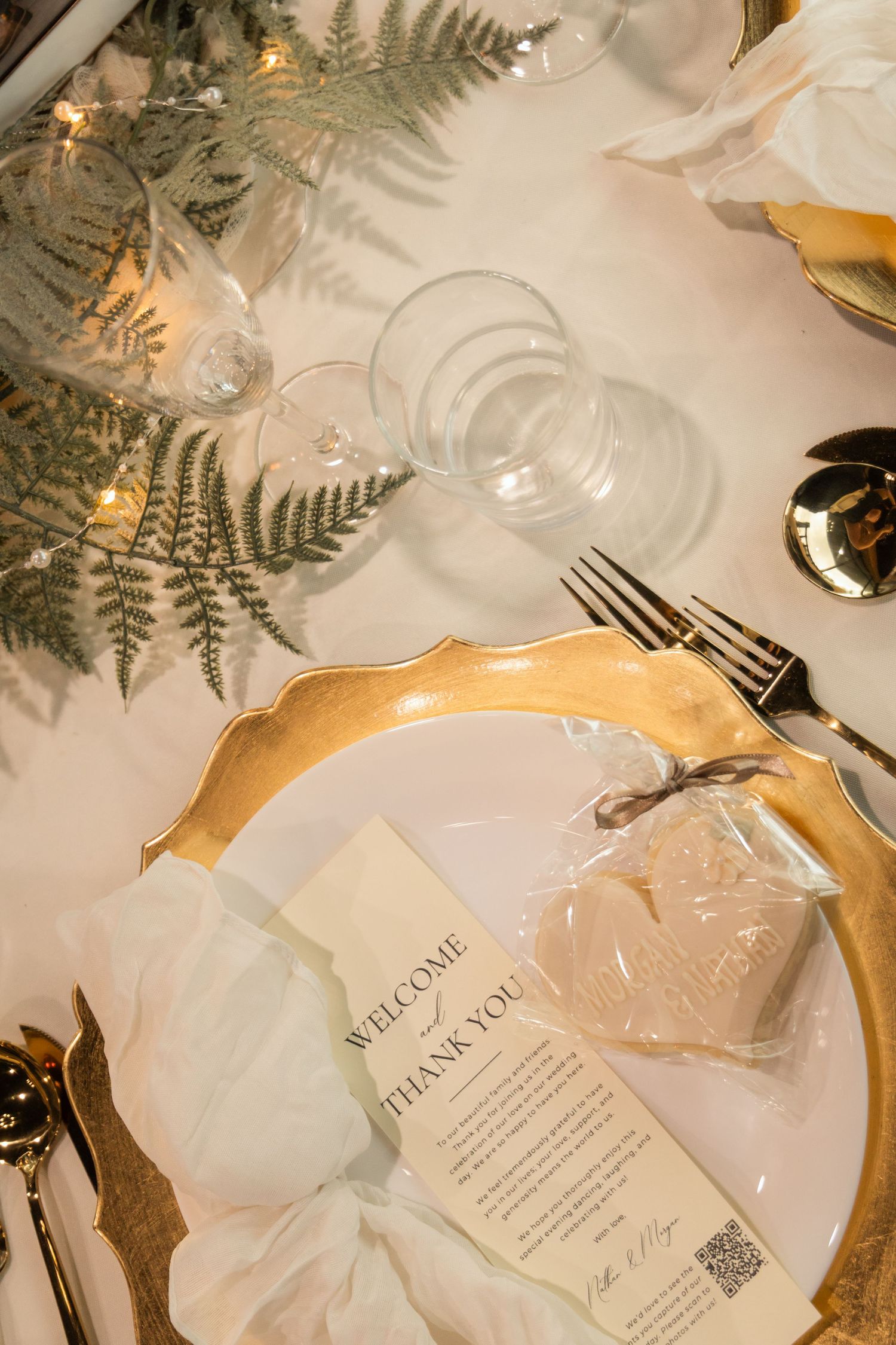 table scape at a wedding reception