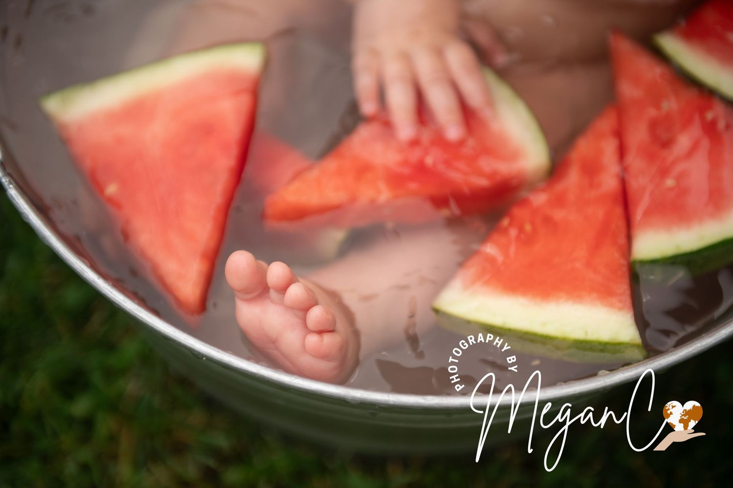 baby toes photography