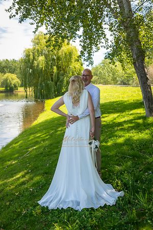 Boise Idaho elopement, boise river, eagle Idaho, Milestones Studios LLC