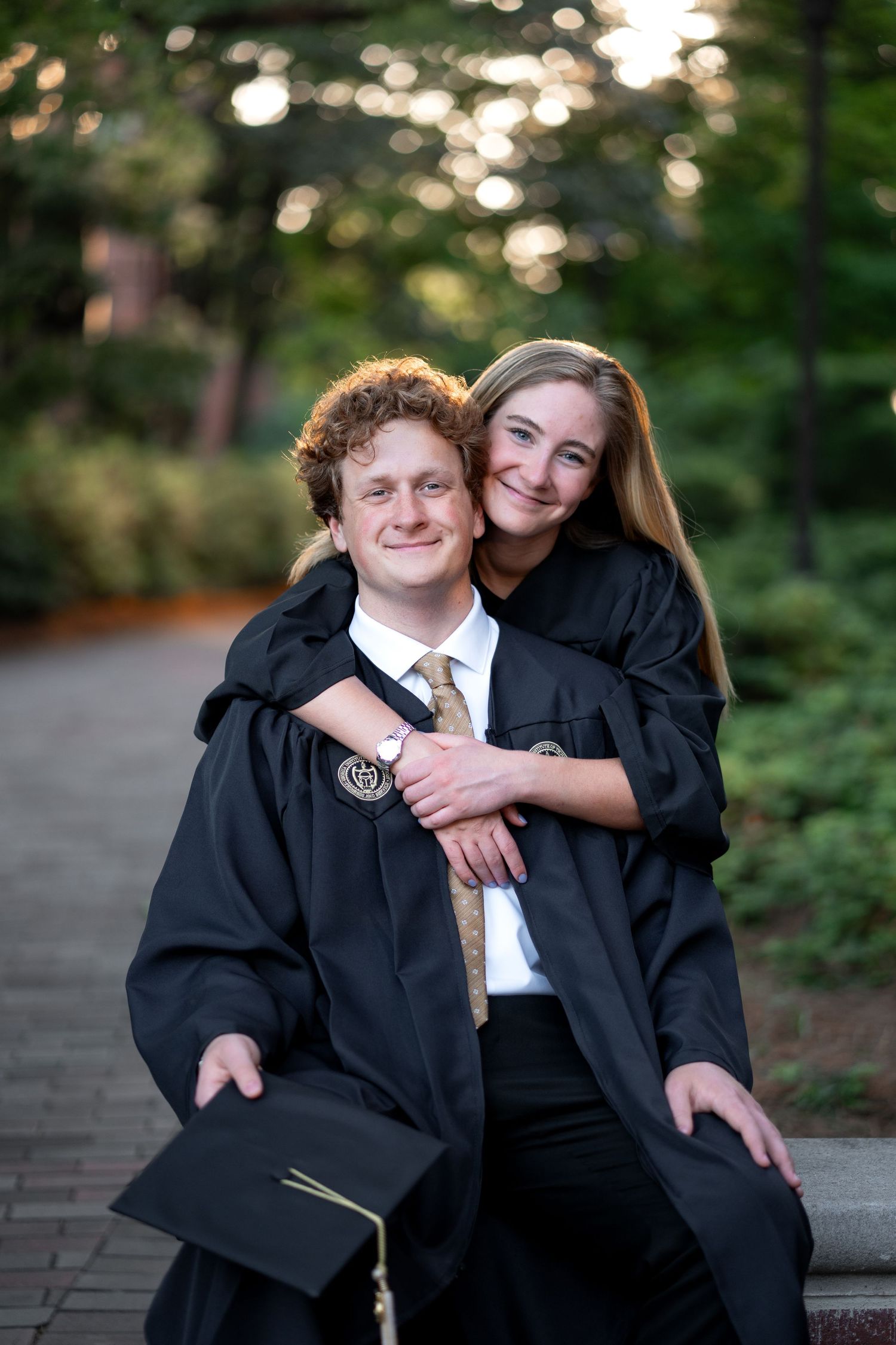 Sunny couples graduation photos at Georgia Tech by atlanta photographer Pierre The pear photography