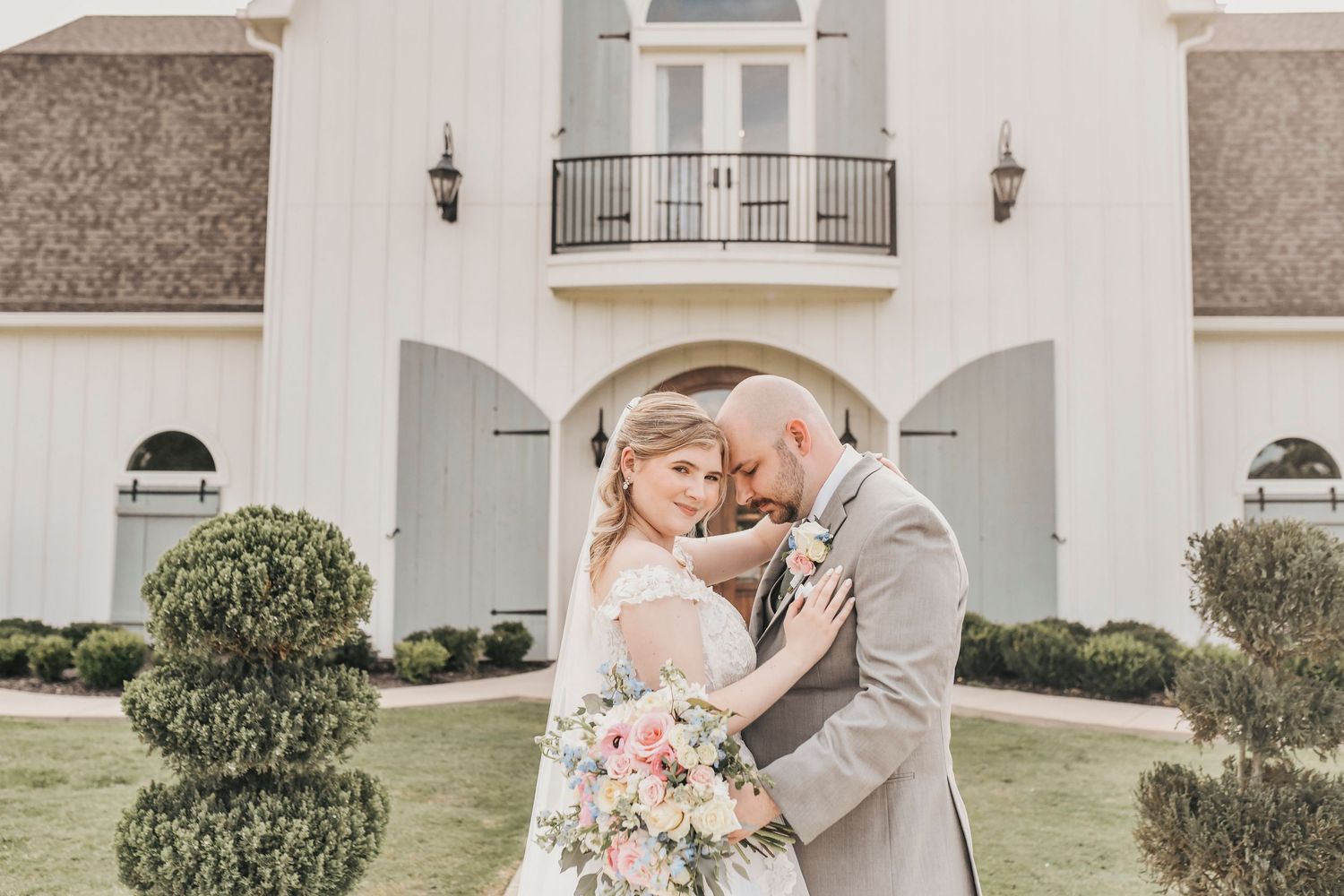 Romantic bride and groom portraits at The French Farmhouse in North Texas
