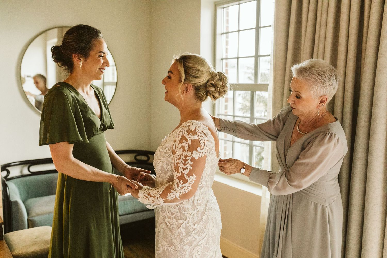 Bride getting ready with family before her Savannah wedding