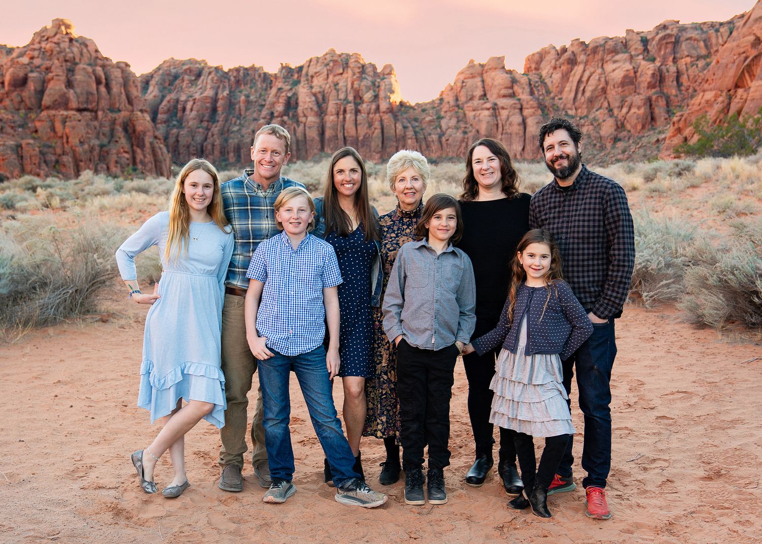 family-vacation-st-george-utah-snow-canyon-sunset-colorful-red-rocks-scenic-photography-photographer-pics-photos
