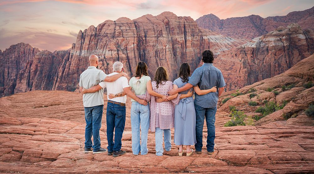 st-george-utah-photographer-family-sunset-scenic-snow-canyon-love-photography-pics-vacation-zion-reunion