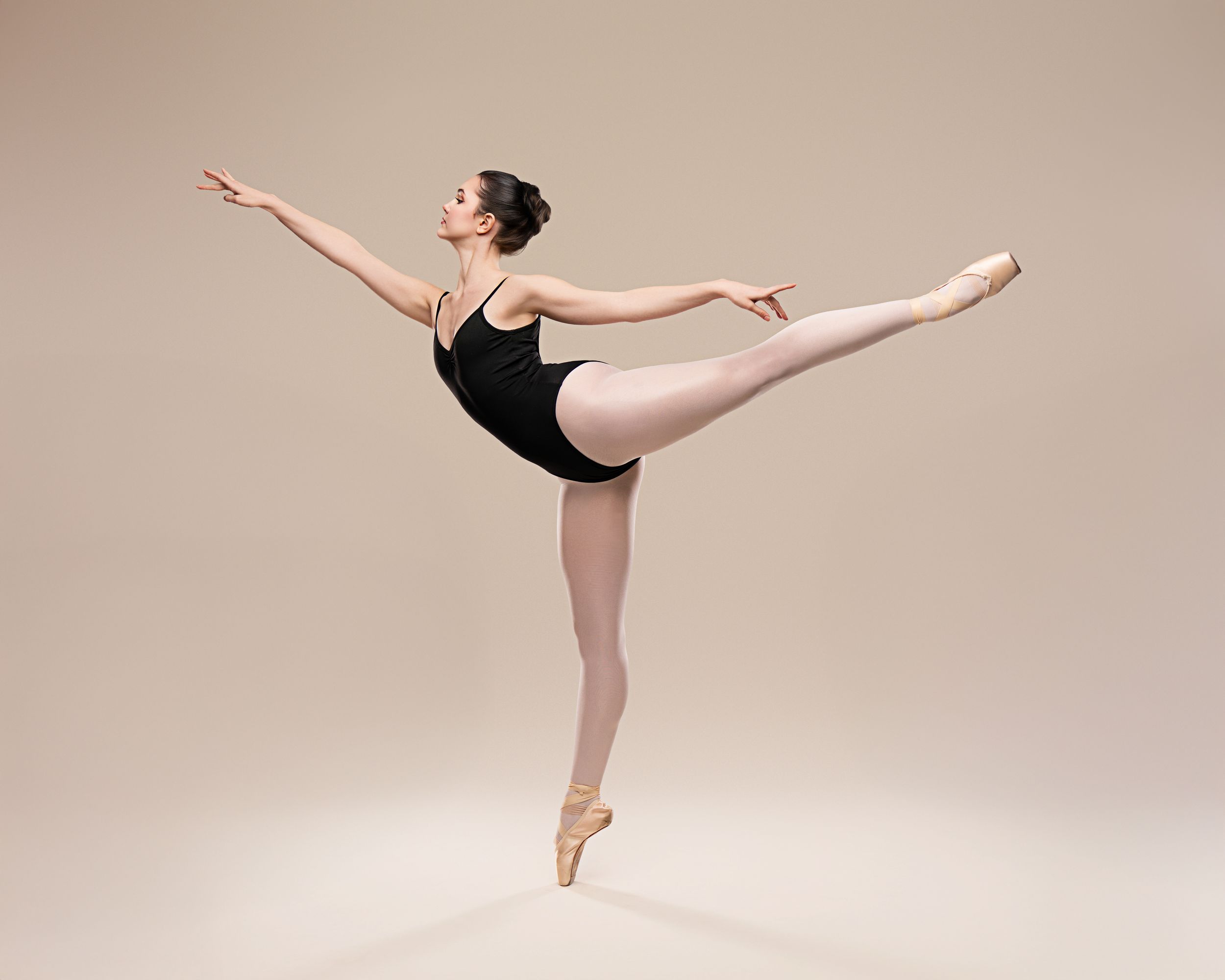 Fine art dance photographer serving Northeast Florida and Southeast Georgia, creating custom dance portraits for ballet, jazz, contemporary,