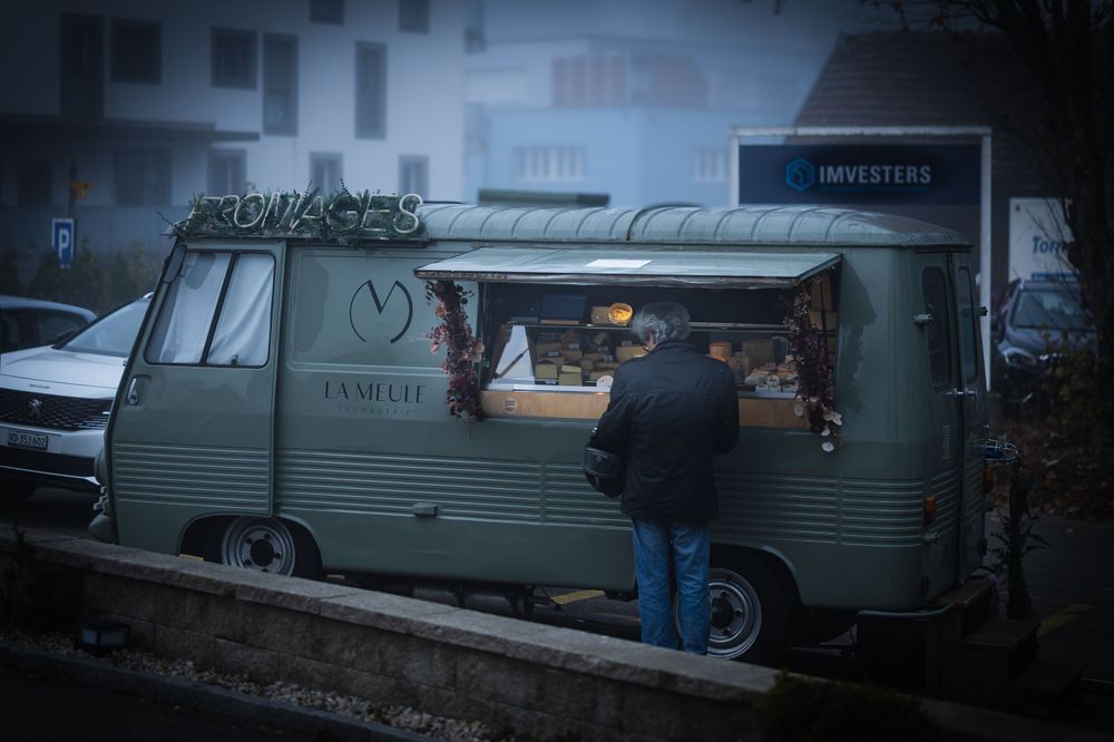 La Meule, Cheese shop, Cugy, Switzerland
Vintage food truck
Sandra DAENGELI, impacts.photo, @sdaengeli, @impacts.photo