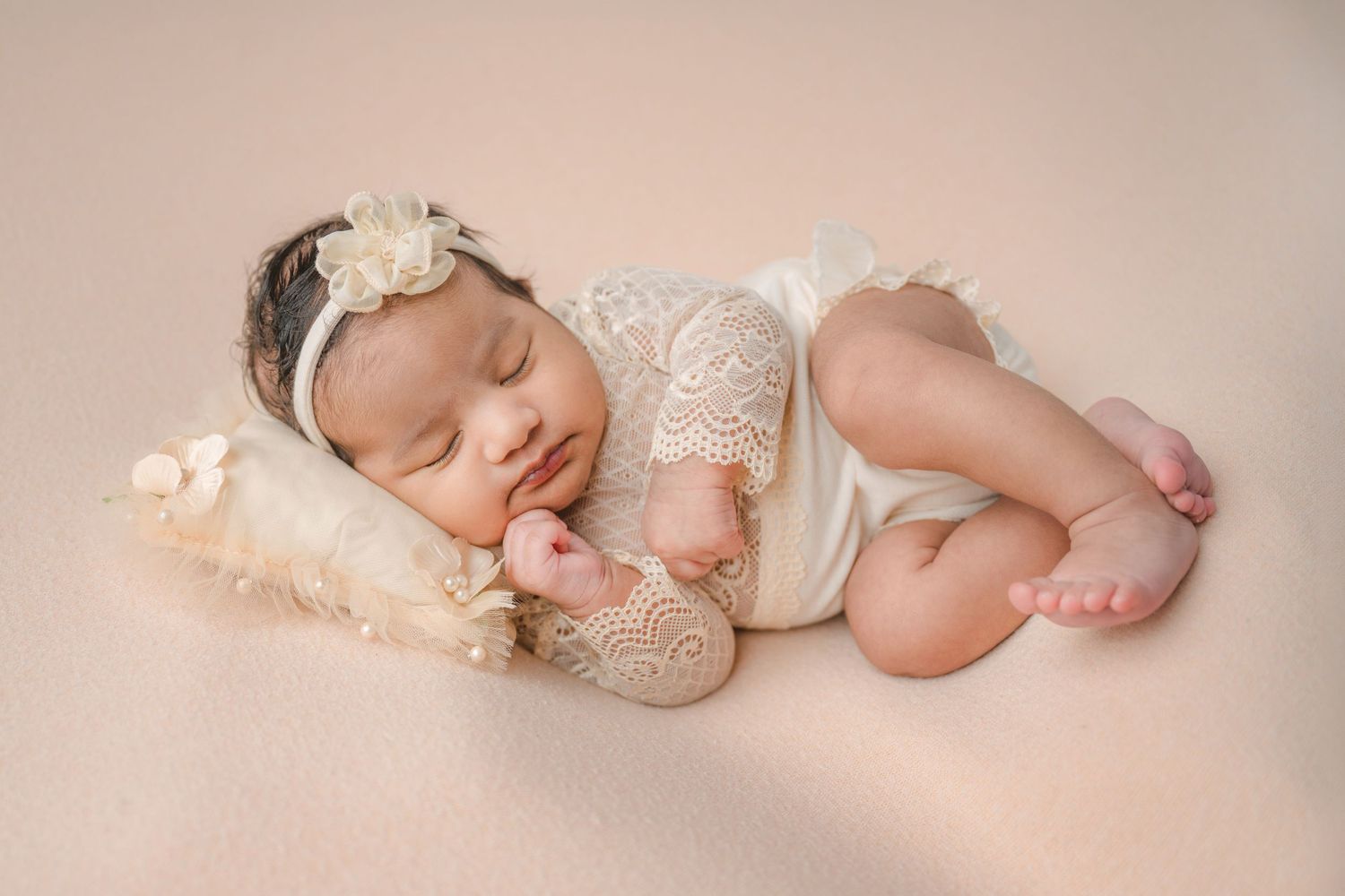 Seattle & Bellevue Newborn & Family Photographer, newborn ,redmond, mercer island, issaquah, sammamish, bothell, eastside