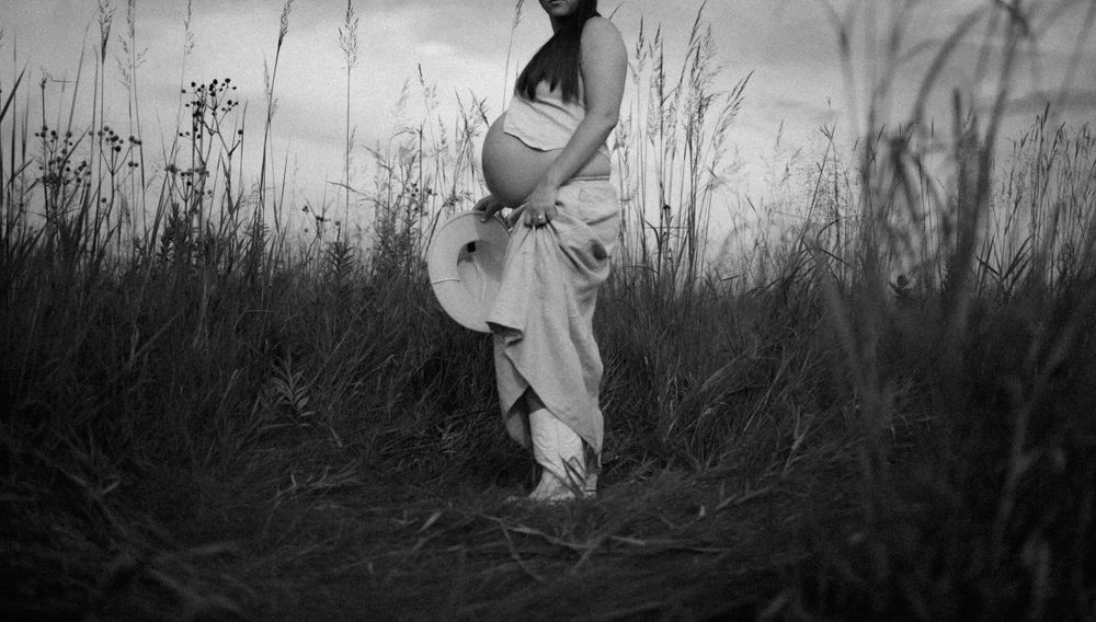 Wisconsin Family, Motherhood and Wedding Photographer. Focusing on authentic connections and the moments of in between.