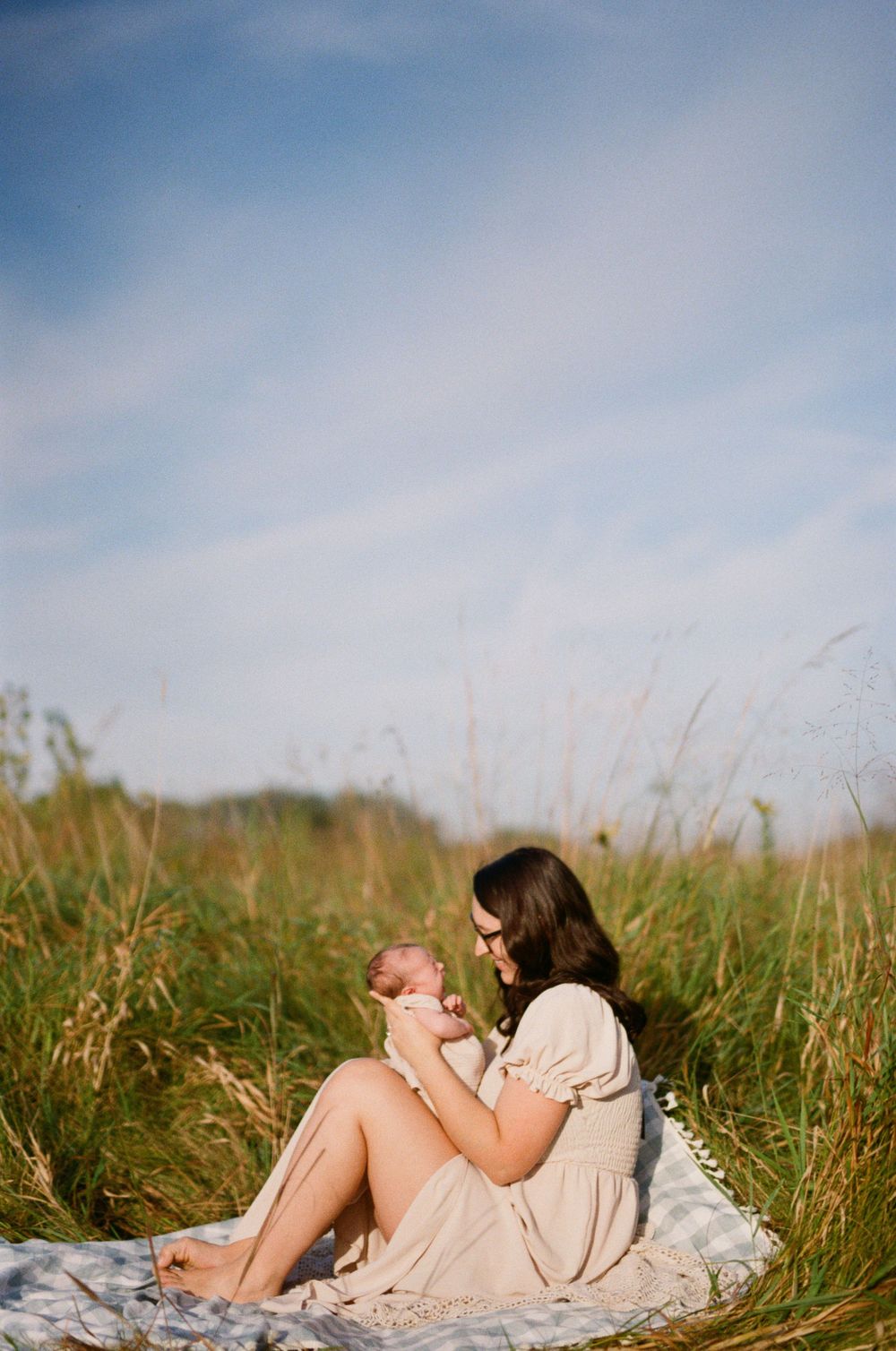 Wisconsin Family, Motherhood and Wedding Photographer. Focusing on authentic connections and the moments of in between.