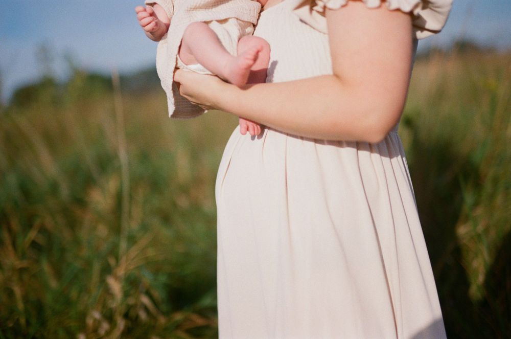 Wisconsin Family, Motherhood and Wedding Photographer. Focusing on authentic connections and the moments of in between.