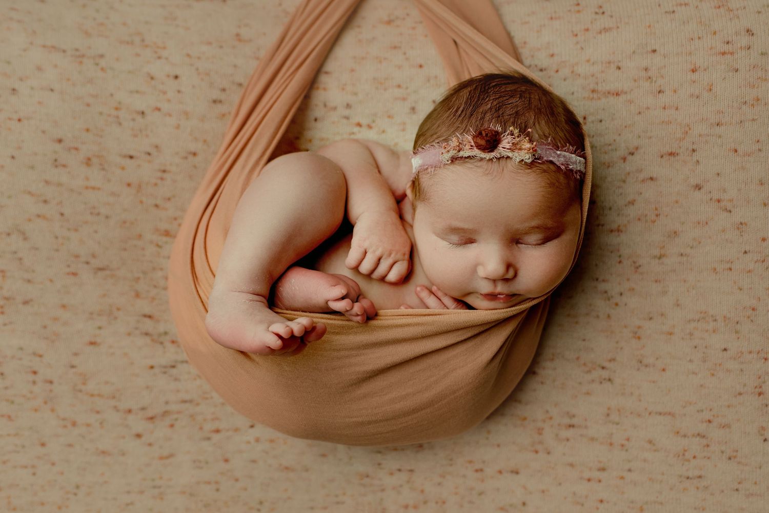 newborn photographer WNY, BUFFALO NEWBORN PHOTOGRAPHER, LOCKPORT NEWBORN PHOTOGRAPHER, NEWBORN SESSION WNY