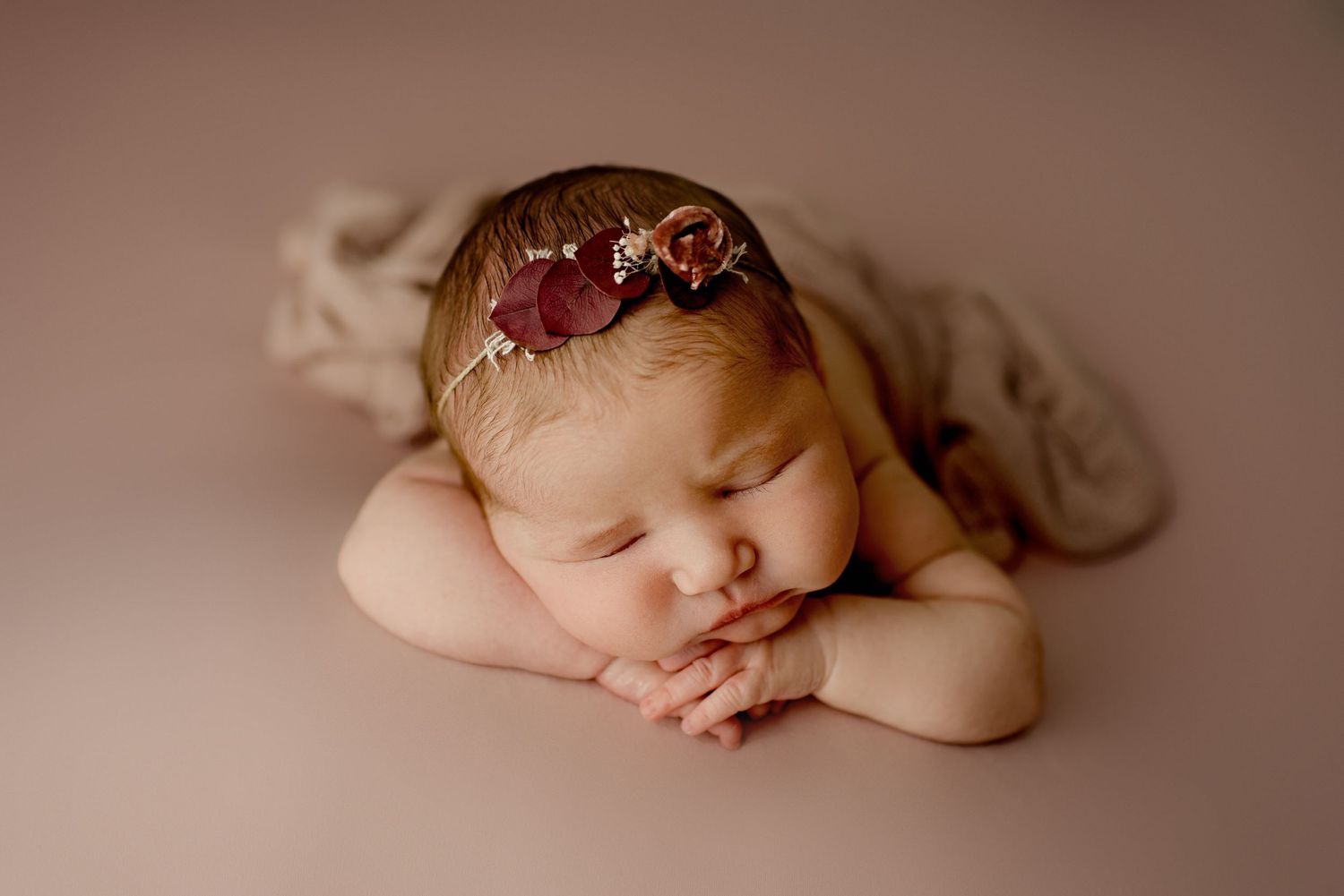 newborn photographer WNY, BUFFALO NEWBORN PHOTOGRAPHER, LOCKPORT NEWBORN PHOTOGRAPHER, NEWBORN SESSION WNY
