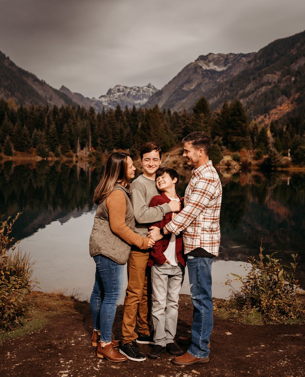 Lake family portrait session by wander and wild photography