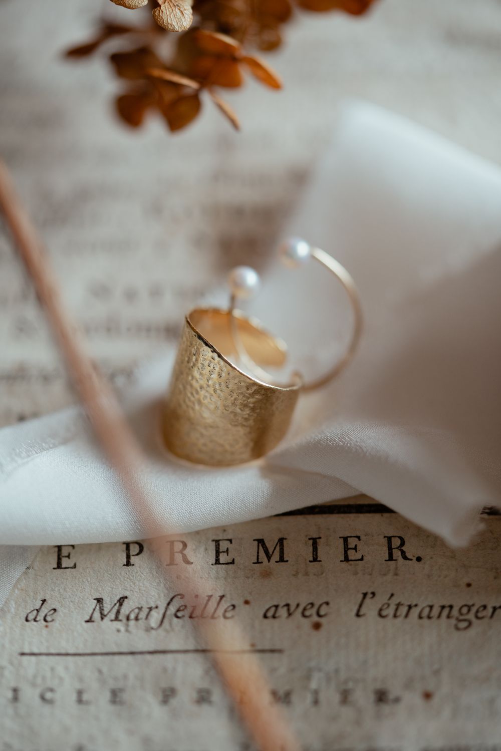 Photographie de détail, alliance, mariage