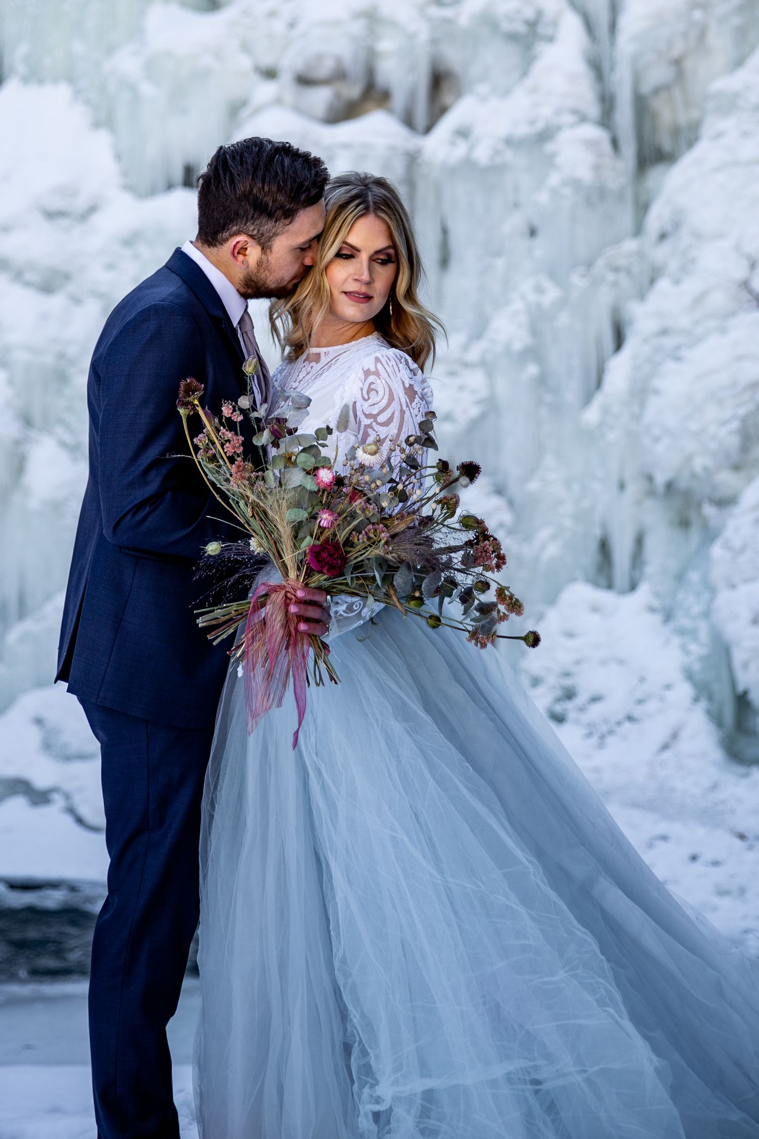 Alberta.Calgary.Edmonton Wedding Photographer winter wedding
