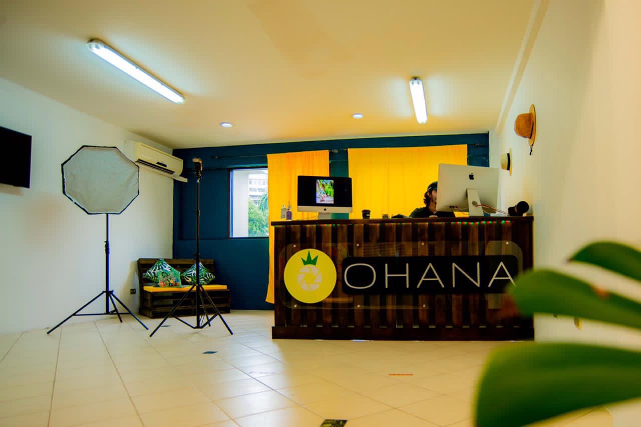 Photo Studio in MargaritaVille Flamingo Beach