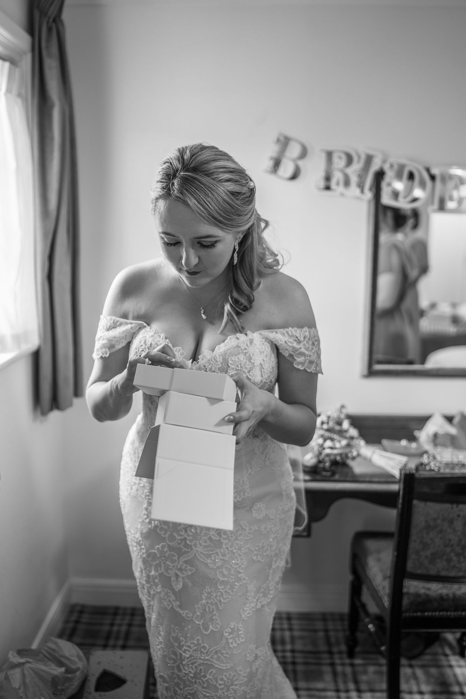 bride bridesmaids wedding bridal prep Last drop village hotel Nantwich Cheshire Bolton Manchester