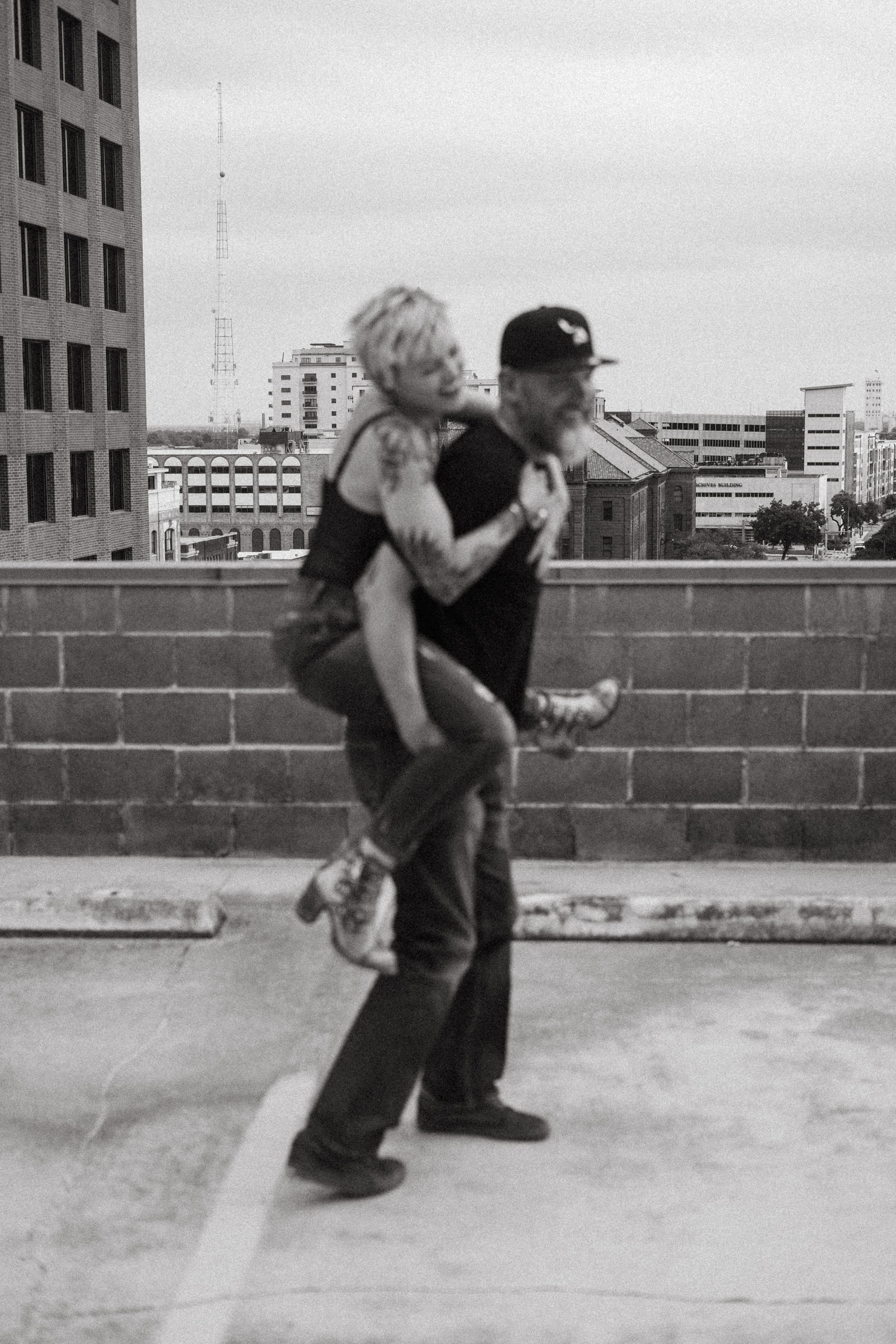 piggy back couple