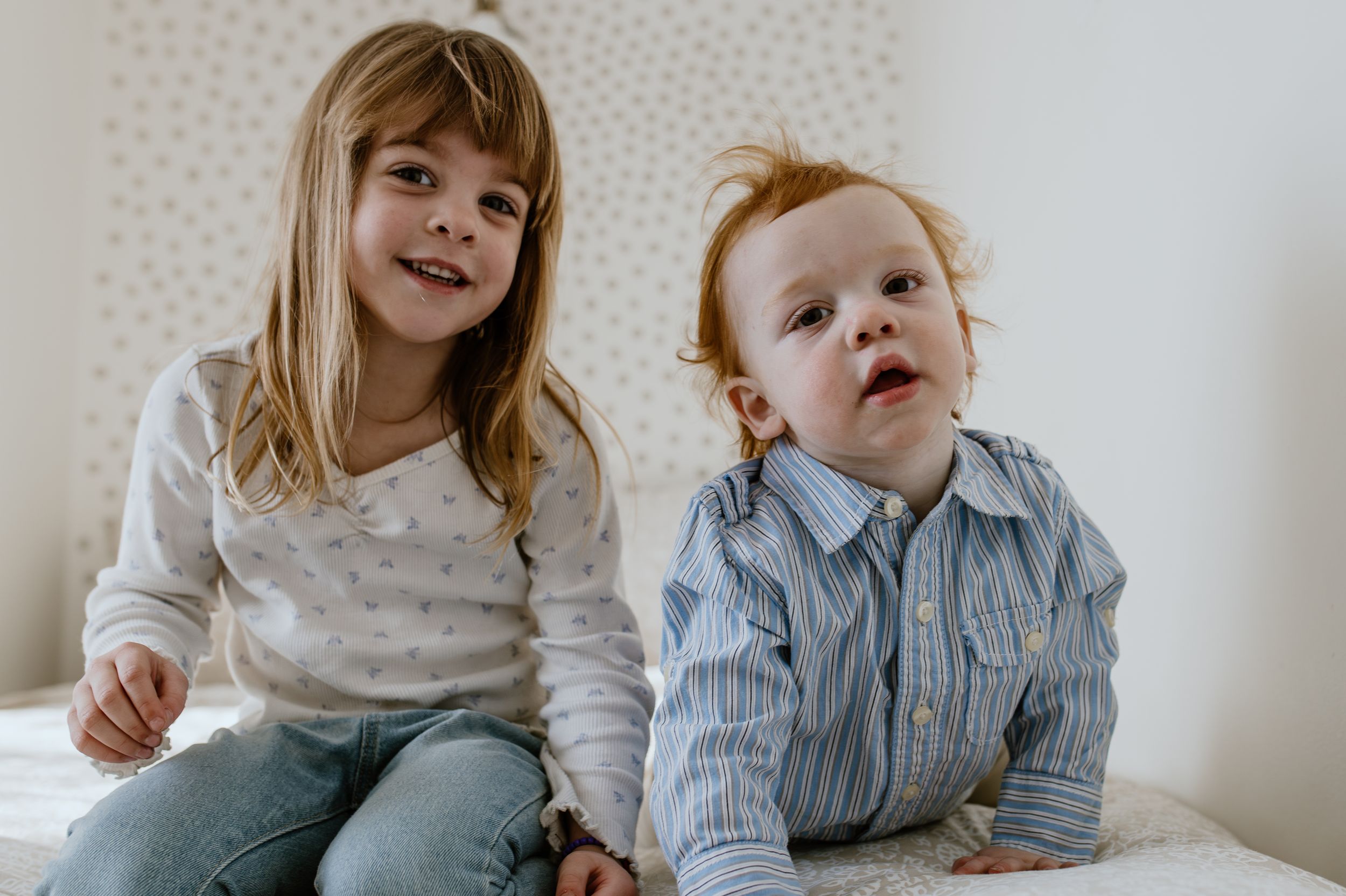 In-home family session at Strawberry Hollow AirBnb in Trenton, Ontario - Halifax Photographer