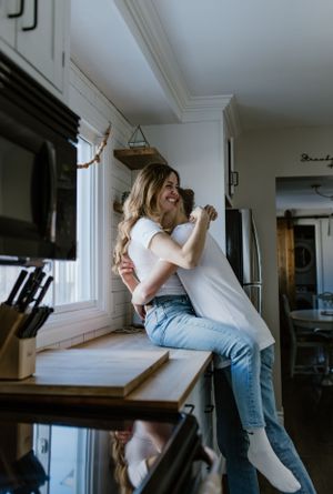 In-home family session at Strawberry Hollow AirBnb in Trenton, Ontario - Halifax Photographer