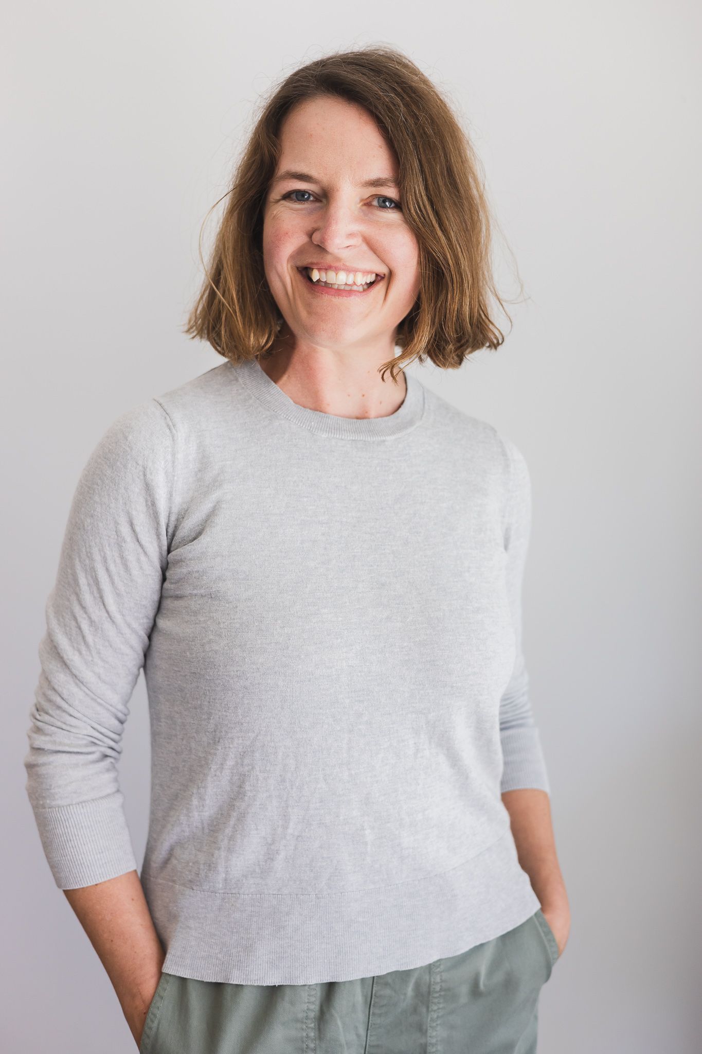 Maple Valley Acupuncture headshot of owner for personal branding photography, female owner smiling
