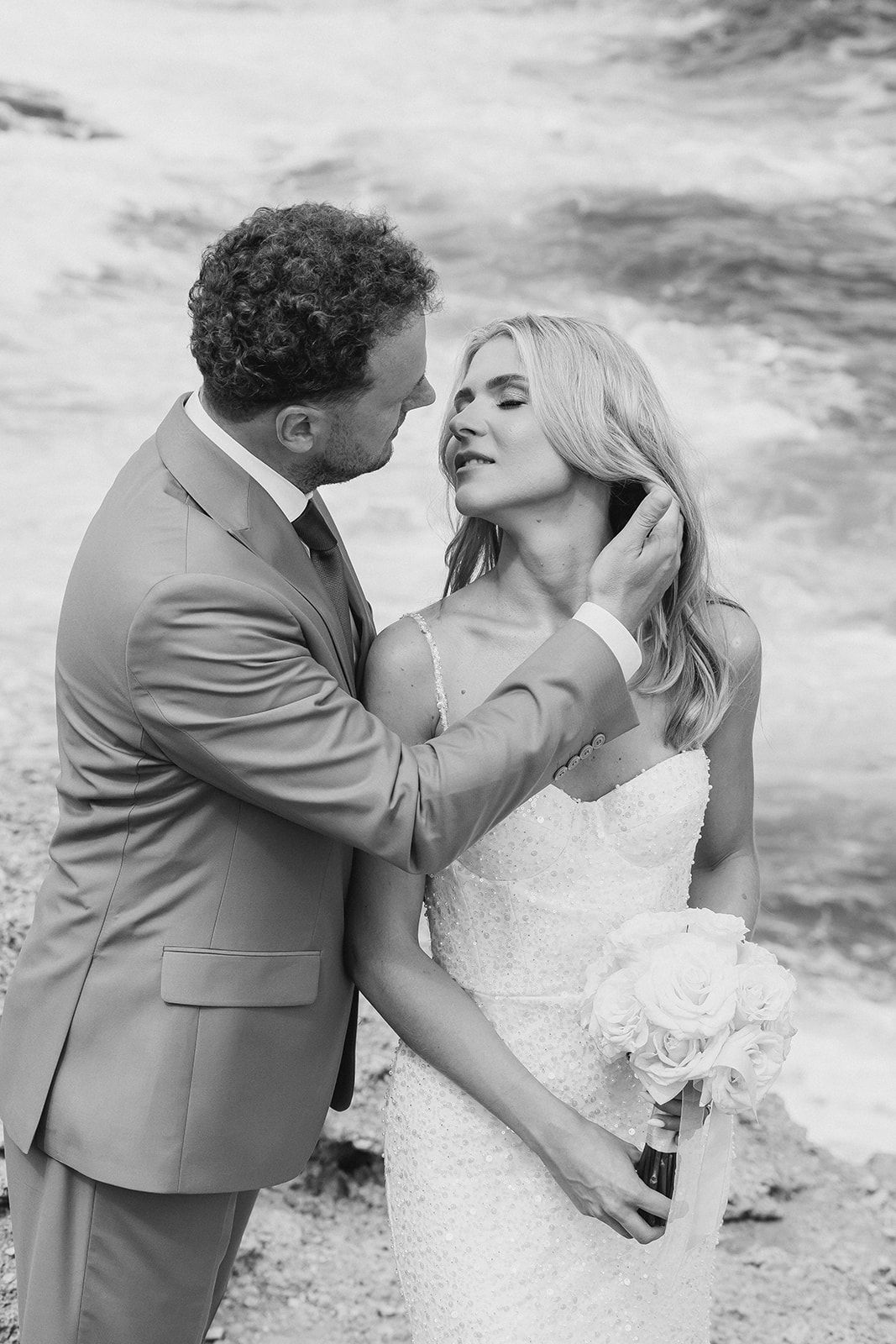 photo of a couple about to kiss in Mallorca