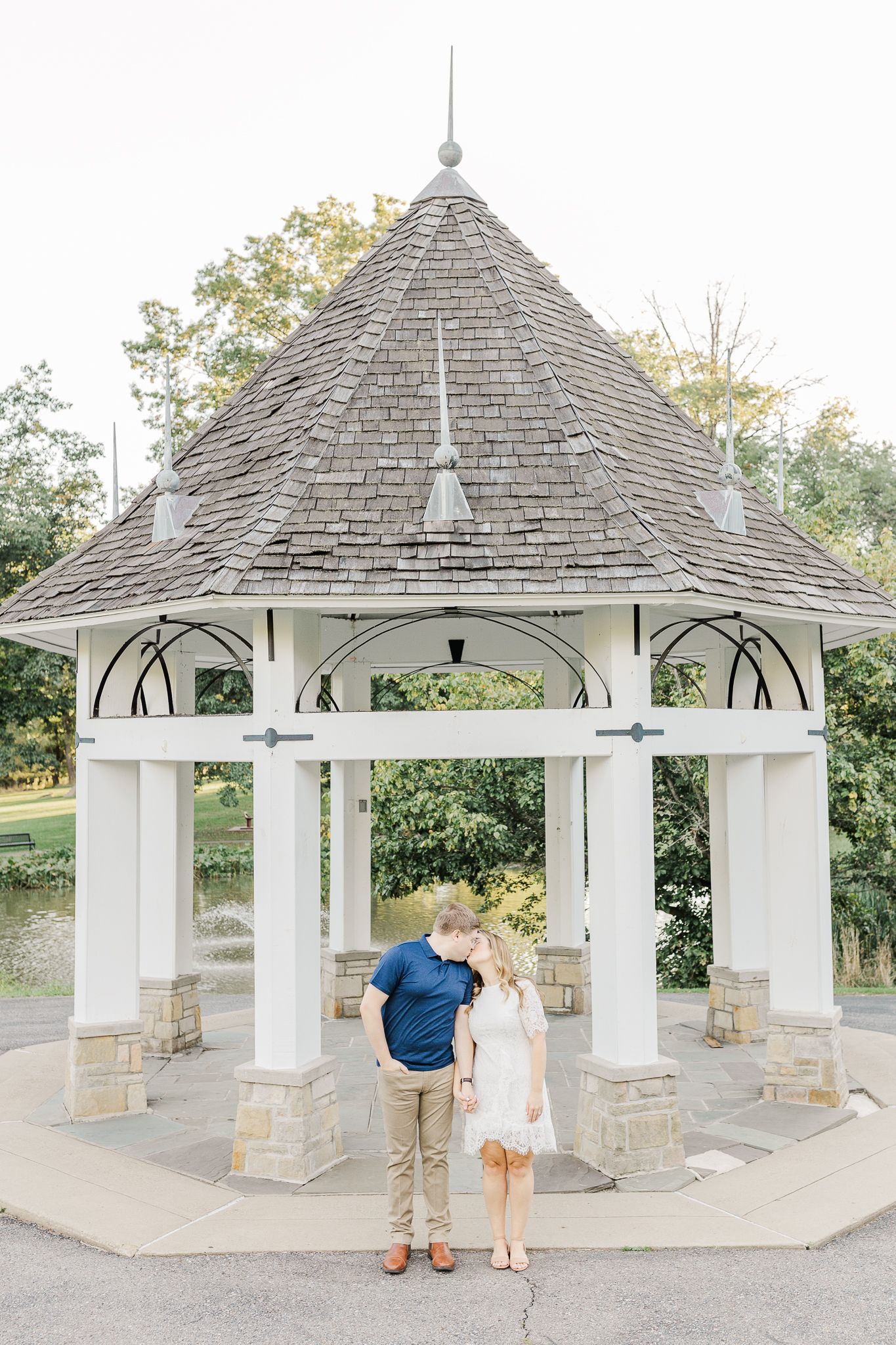 PITTSBURGH PENNSYLVANIA ENGAGEMENT PICTURES