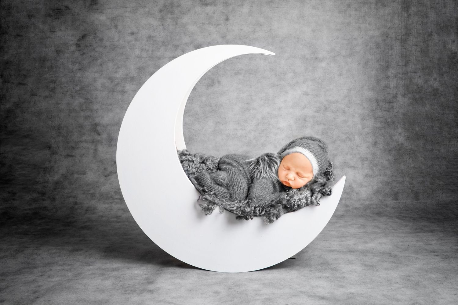 Chillicothe Ohio newborn Photographer studio session
