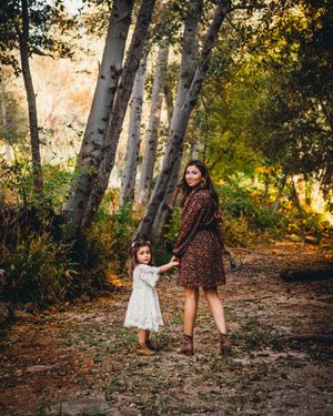 unposed natural family photographer, high desert Southern California family photographer kid portraits