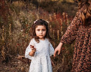 unposed natural family photographer, high desert Southern California family photographer kid portraits