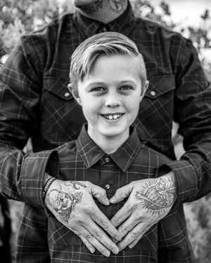 unposed natural family photographer, high desert Southern California family photographer kid portraits