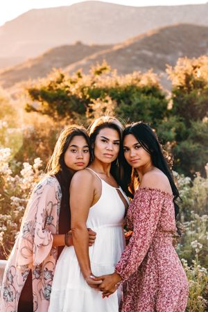 unposed natural family photographer, high desert Southern California family photographer kid portraits