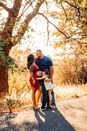 unposed natural family photographer, high desert Southern California family photographer kid portraits