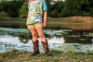 unposed natural family photographer, high desert Southern California family photographer kid portraits