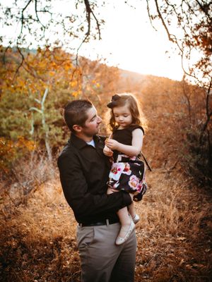 unposed natural family photographer, high desert Southern California family photographer kid portraits