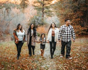 unposed natural family photographer, high desert Southern California family photographer kid portraits