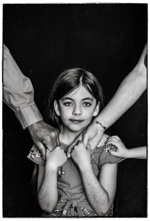 unposed natural family photographer, high desert Southern California family photographer kid portraits
