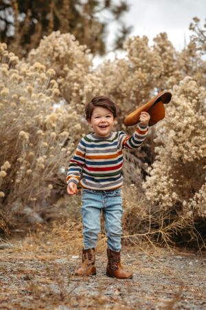 unposed natural family photographer, high desert Southern California family photographer kid portraits