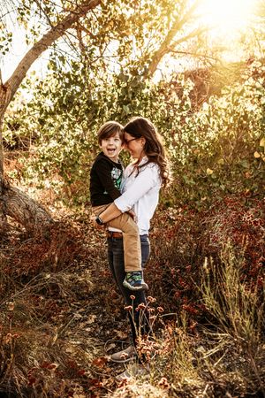 unposed natural family photographer, high desert Southern California family photographer kid portraits