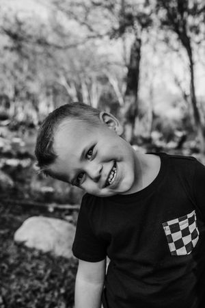 unposed natural family photographer, high desert Southern California family photographer kid portraits