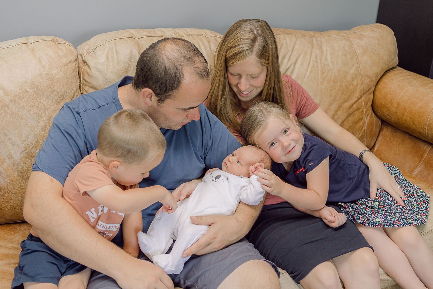 newborn family picture